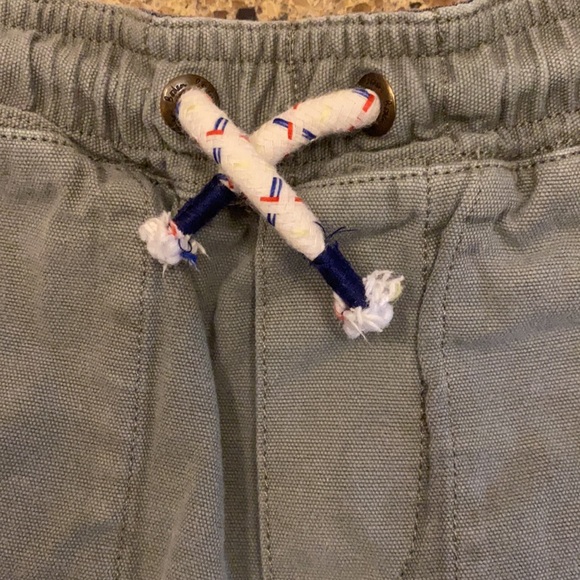 Mini Boden Olive Green pull on shorts 7 - Picture 2 of 4